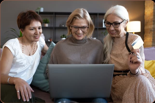 women-with-laptop